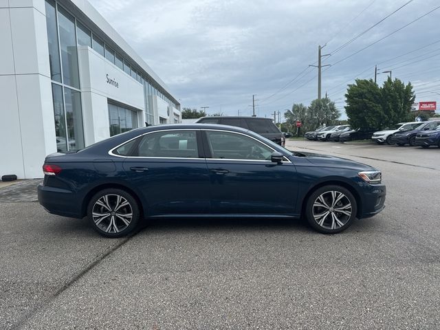 2022 Volkswagen Passat 2.0T SE