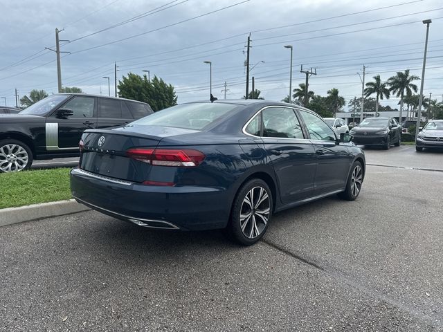 2022 Volkswagen Passat 2.0T SE