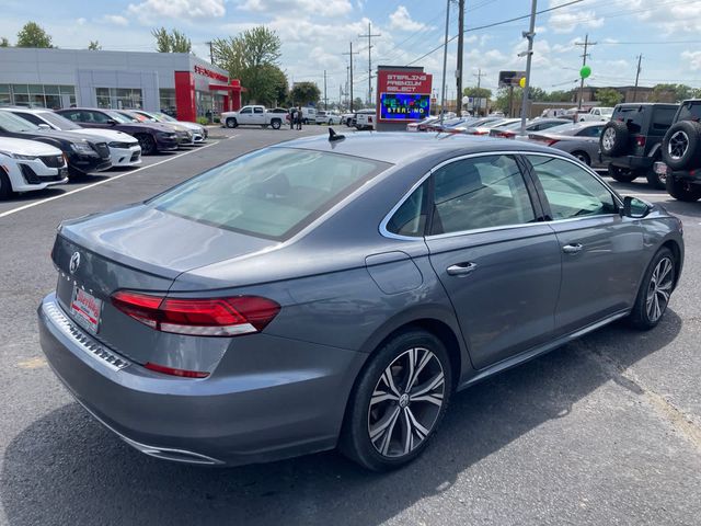 2022 Volkswagen Passat 2.0T SE