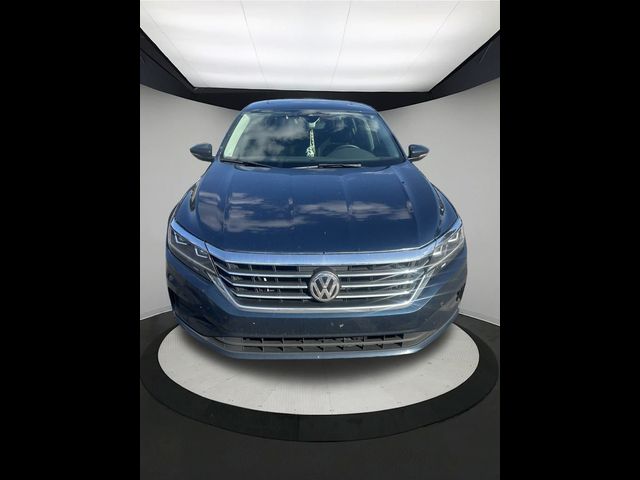 2022 Volkswagen Passat 2.0T SE