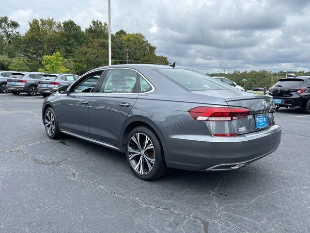 2022 Volkswagen Passat 2.0T SE