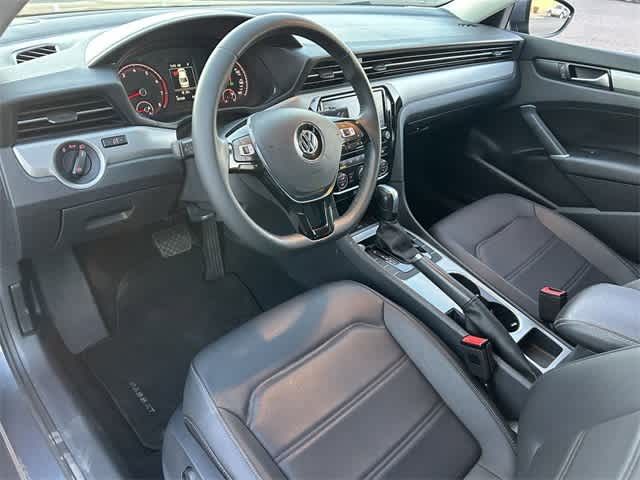 2022 Volkswagen Passat 2.0T SE