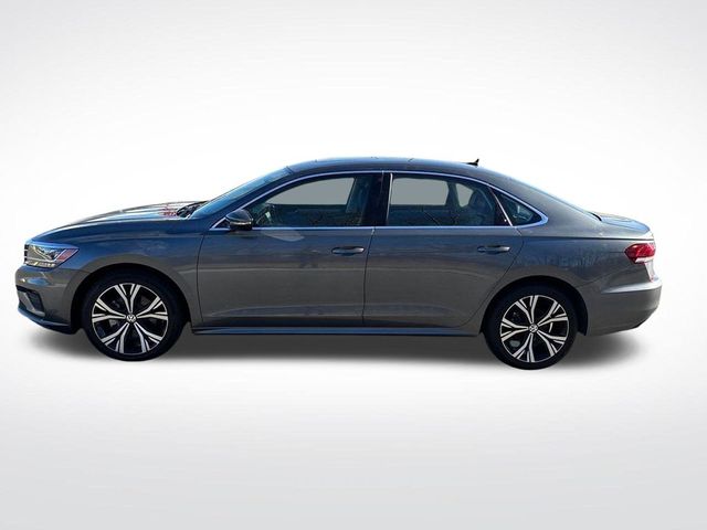 2022 Volkswagen Passat 2.0T SE