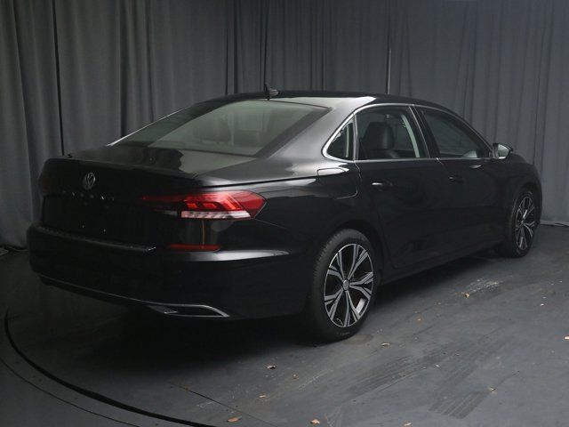 2022 Volkswagen Passat 2.0T SE