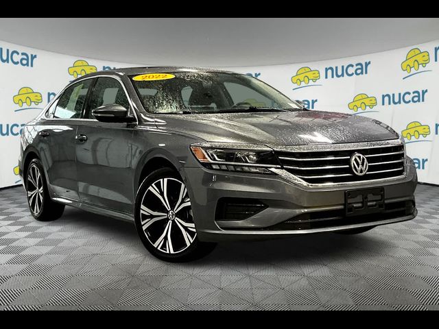 2022 Volkswagen Passat 2.0T SE