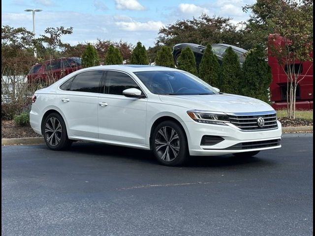 2022 Volkswagen Passat 2.0T SE