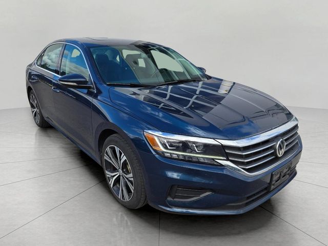 2022 Volkswagen Passat 2.0T SE