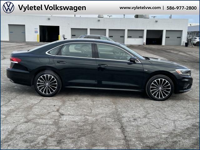 2022 Volkswagen Passat 2.0T Limited Edition