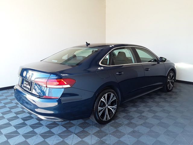 2022 Volkswagen Passat 2.0T SE