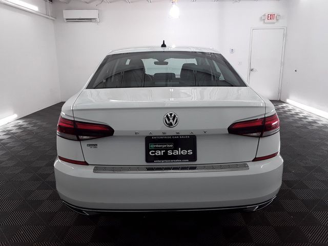 2022 Volkswagen Passat 2.0T SE