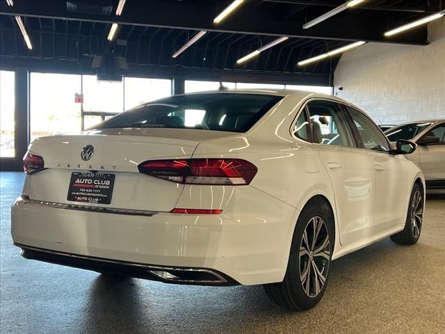 2022 Volkswagen Passat 2.0T SE