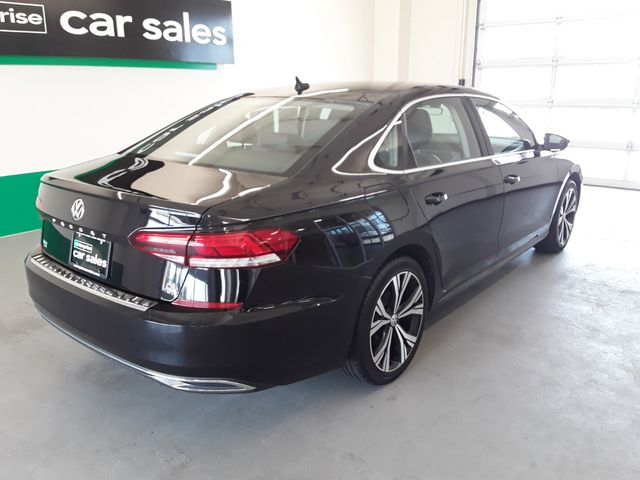 2022 Volkswagen Passat 2.0T SE