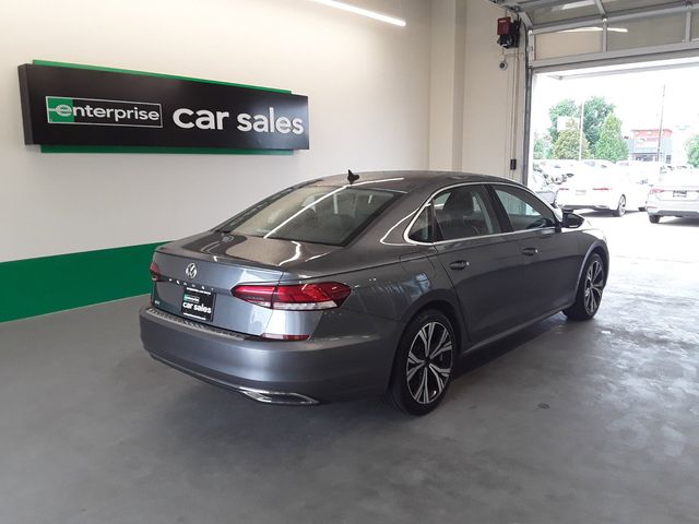 2022 Volkswagen Passat 2.0T SE