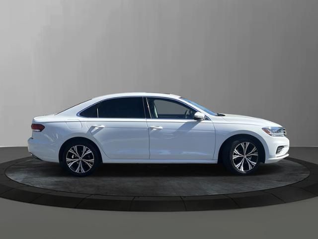 2022 Volkswagen Passat 2.0T SE