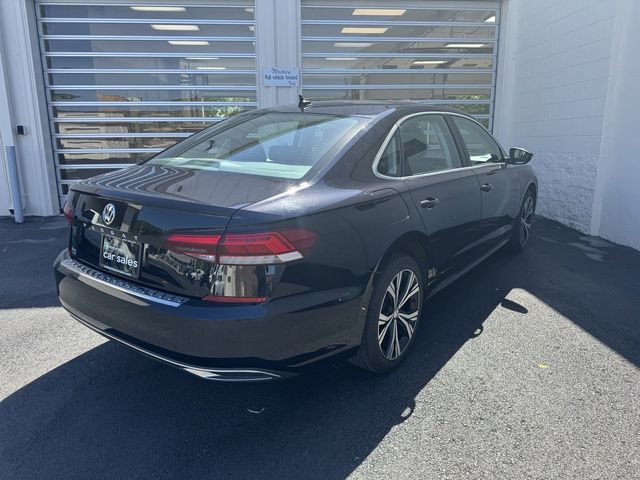 2022 Volkswagen Passat 2.0T SE