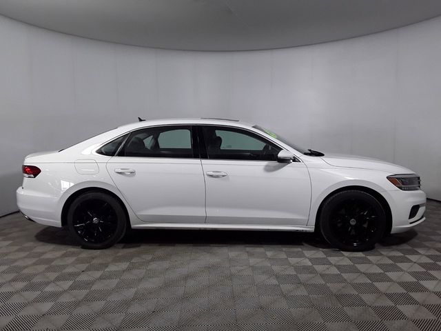 2022 Volkswagen Passat 2.0T SE