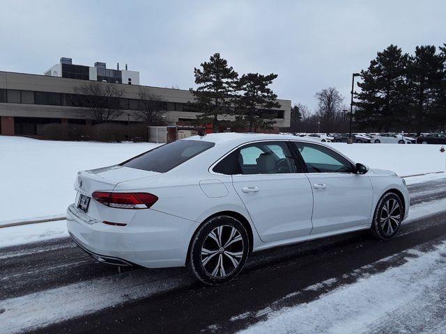 2022 Volkswagen Passat 2.0T SE