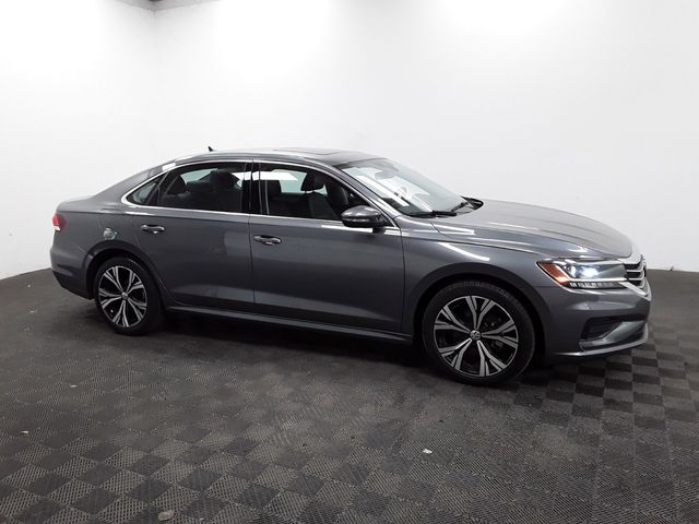 2022 Volkswagen Passat 2.0T SE