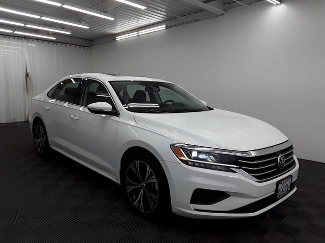 2022 Volkswagen Passat 2.0T SE