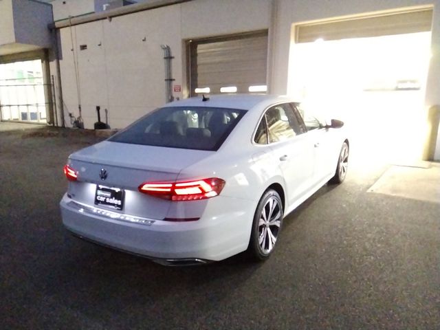 2022 Volkswagen Passat 2.0T SE