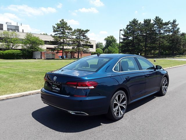 2022 Volkswagen Passat 2.0T SE