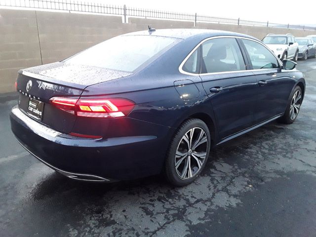 2022 Volkswagen Passat 2.0T SE