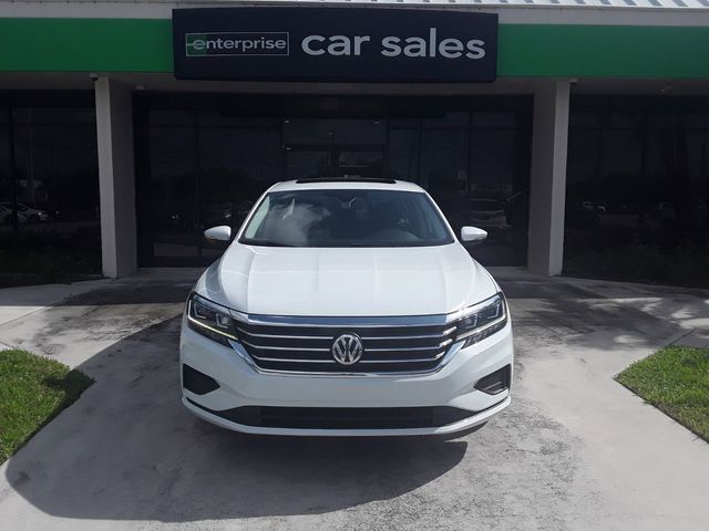 2022 Volkswagen Passat 2.0T SE