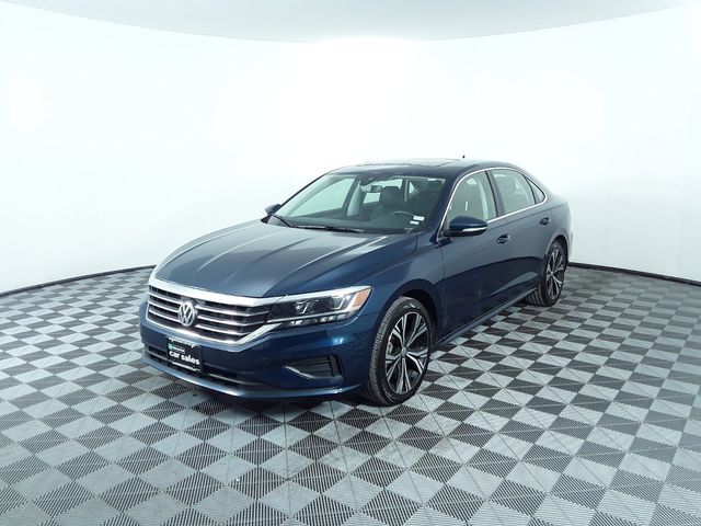 2022 Volkswagen Passat 2.0T SE