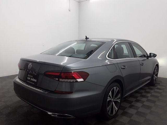 2022 Volkswagen Passat 2.0T SE