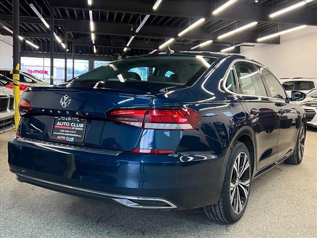 2022 Volkswagen Passat 2.0T SE