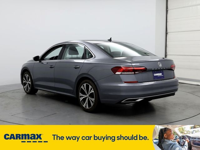 2022 Volkswagen Passat 2.0T SE