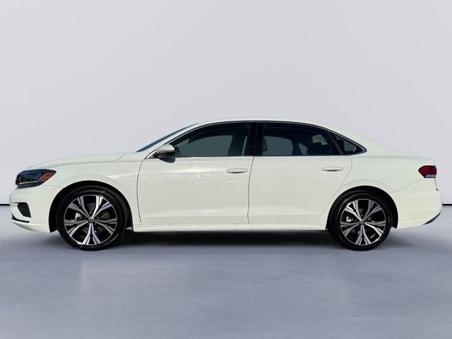 2022 Volkswagen Passat 2.0T SE