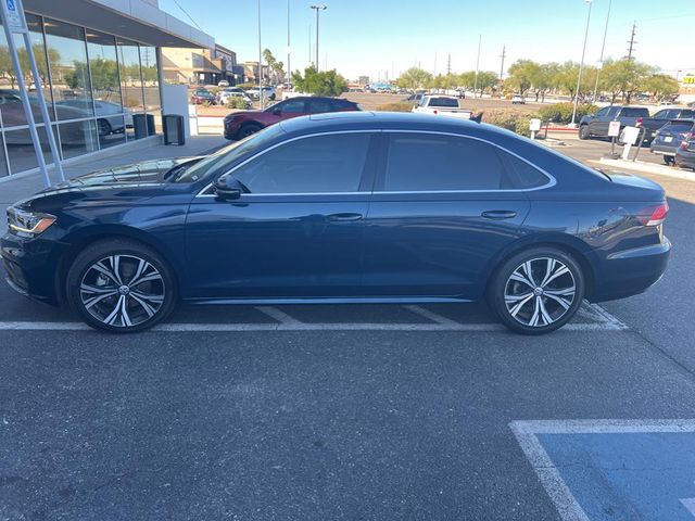 2022 Volkswagen Passat 2.0T SE