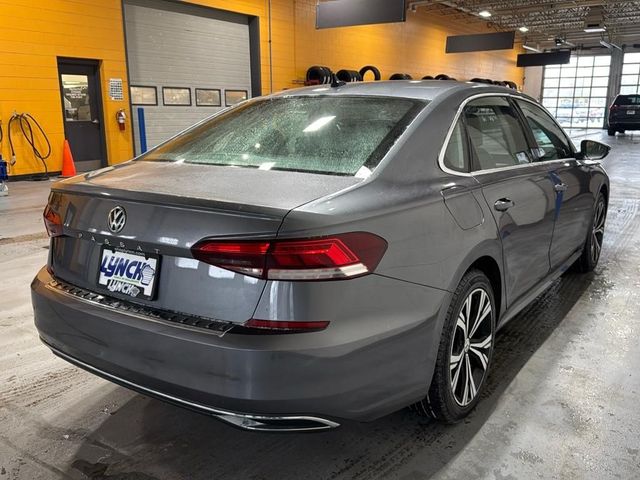 2022 Volkswagen Passat 2.0T SE