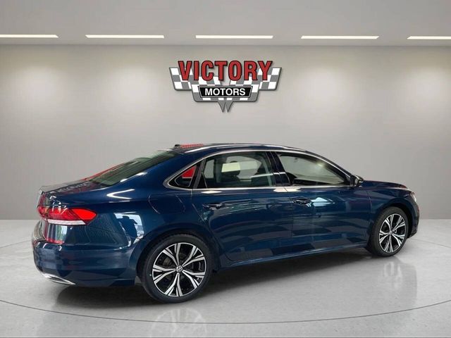 2022 Volkswagen Passat 2.0T SE