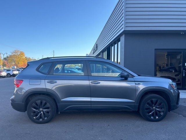 2022 Volkswagen Taos S