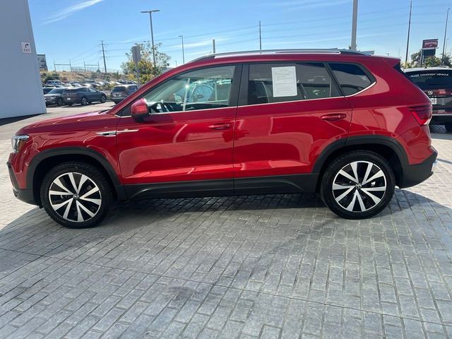 2022 Volkswagen Taos SE