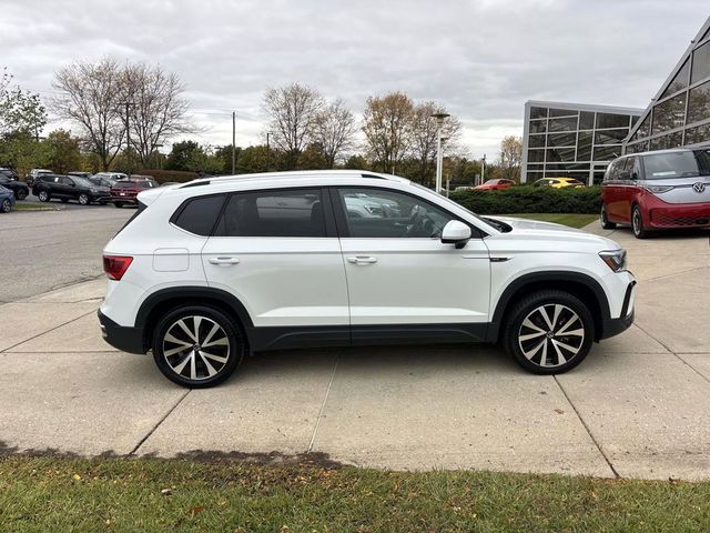 2022 Volkswagen Taos SE