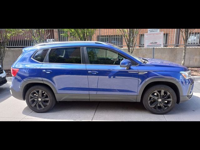 2022 Volkswagen Taos SE