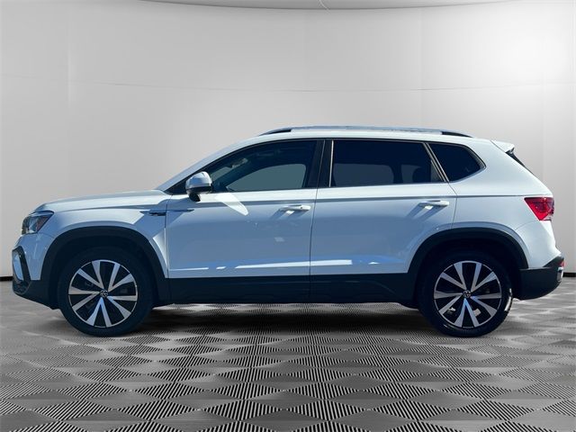 2022 Volkswagen Taos SE