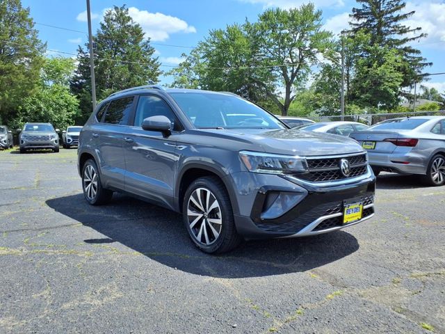 2022 Volkswagen Taos SE