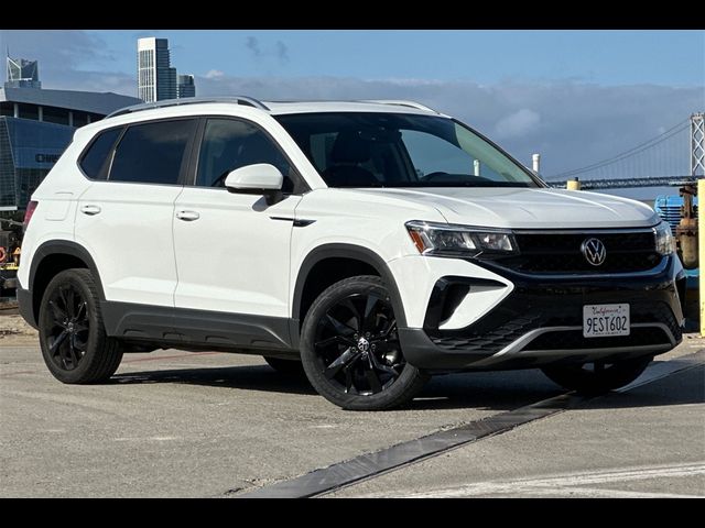 2022 Volkswagen Taos SE