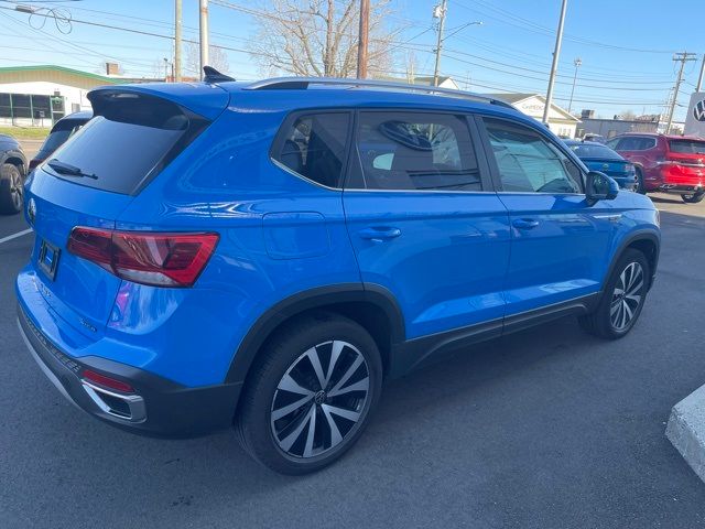 2022 Volkswagen Taos SE