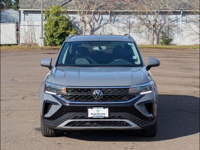 2022 Volkswagen Taos SE