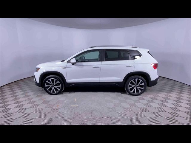 2022 Volkswagen Taos SE