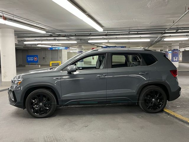 2022 Volkswagen Taos SE