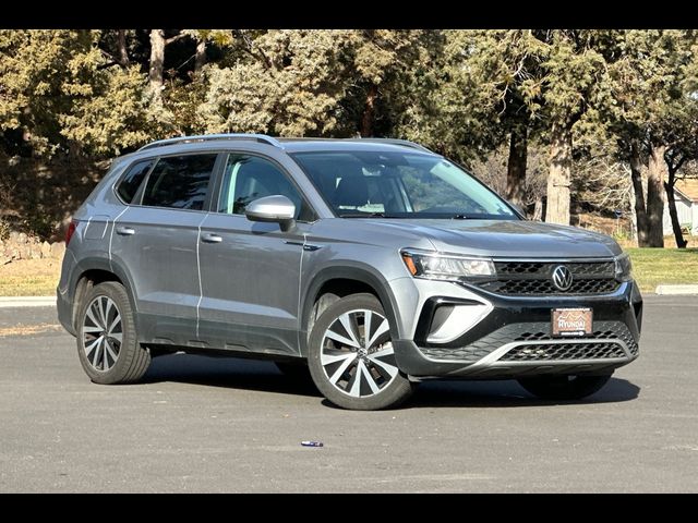 2022 Volkswagen Taos SE