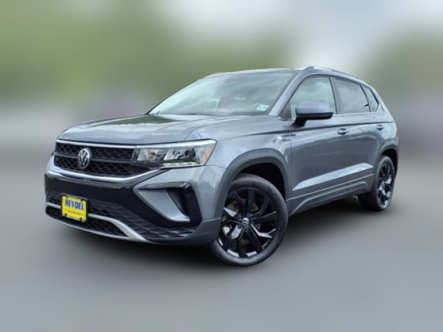 2022 Volkswagen Taos SE
