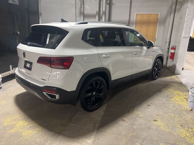 2022 Volkswagen Taos SE