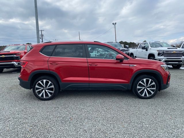 2022 Volkswagen Taos SE